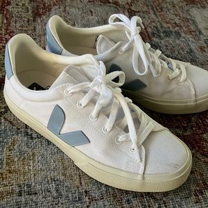 Veja shoes perfect condition